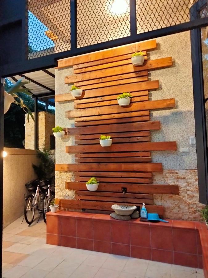 910 Hostel 城南館 Yuli Buitenkant foto